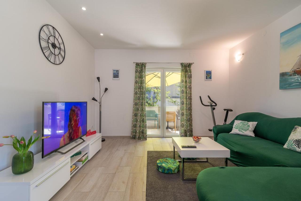 Apartment Ela Trogir Extérieur photo
