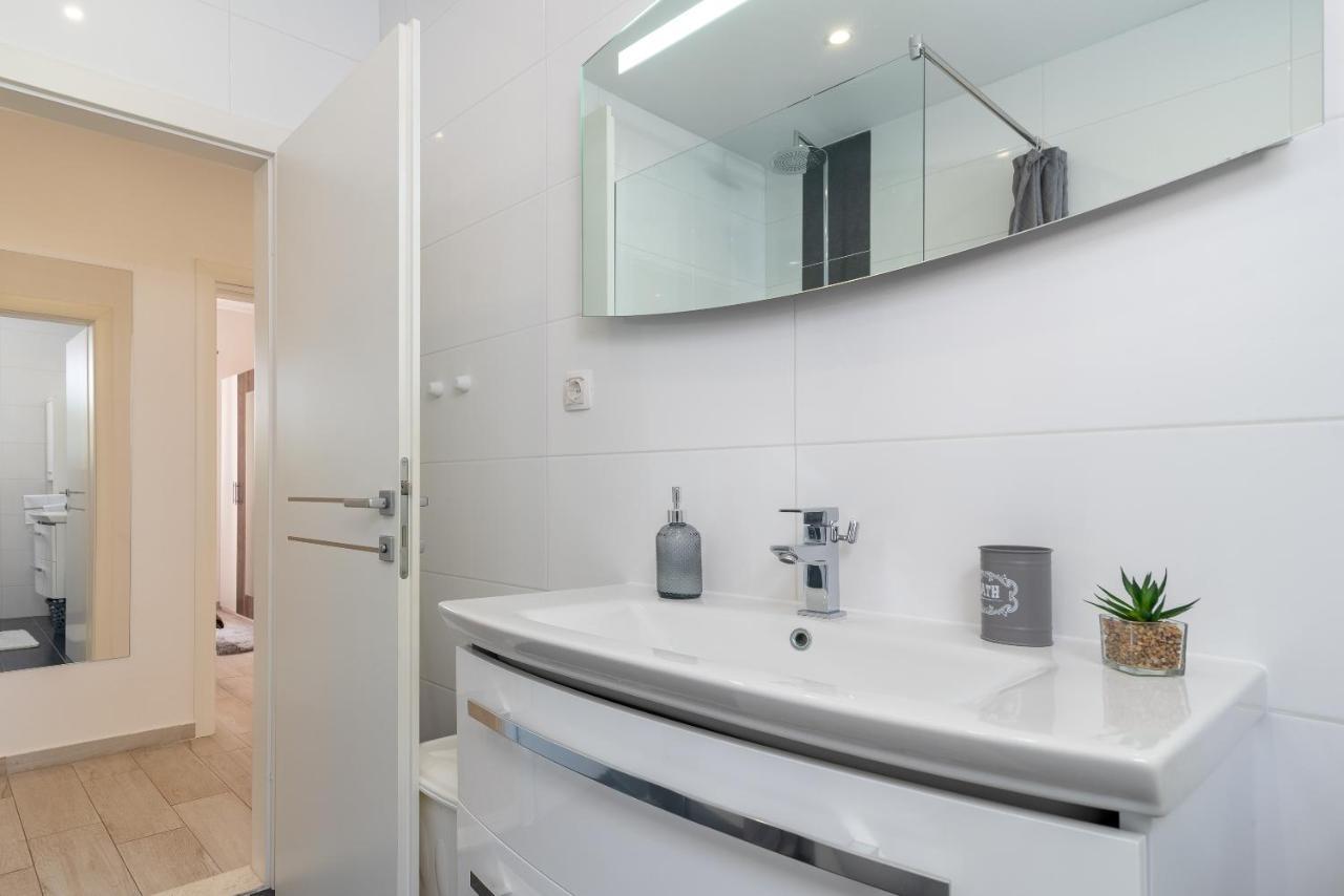 Apartment Ela Trogir Extérieur photo